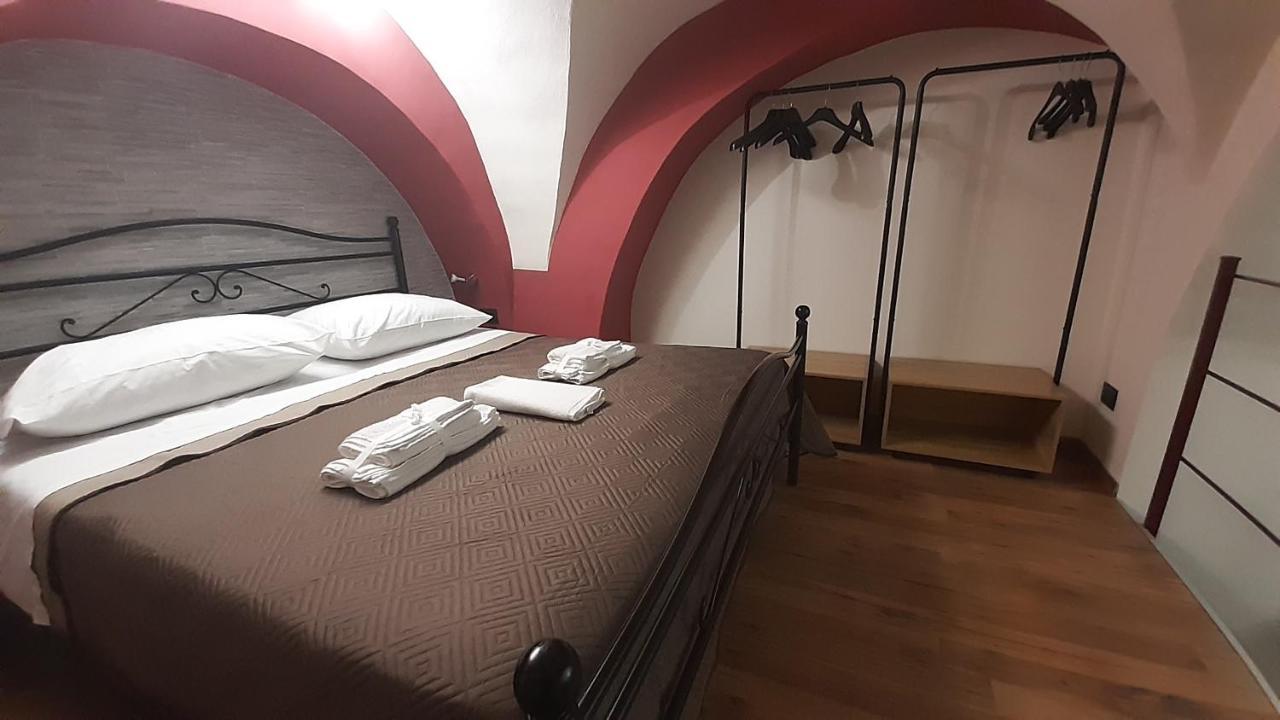 Casa Serravalle Catánia Buitenkant foto