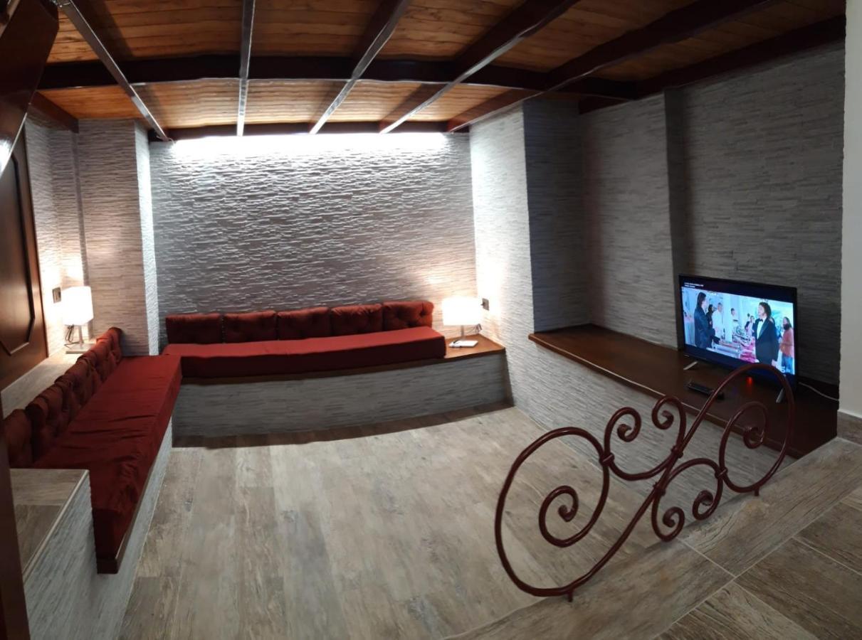 Casa Serravalle Catánia Buitenkant foto